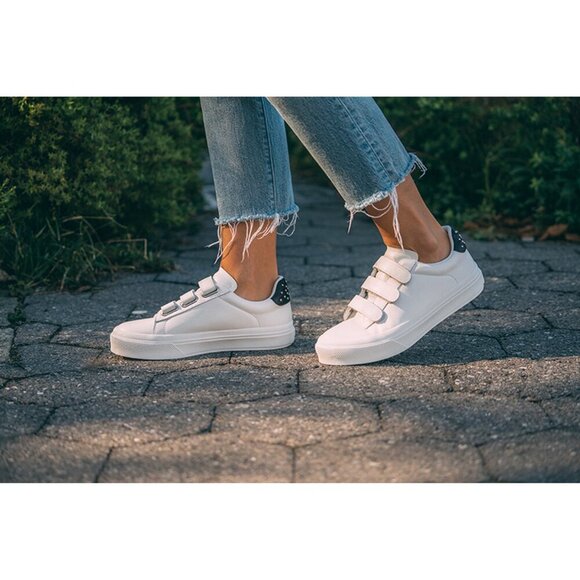 NWOT J/Slides White Gennie Leather Sneakers 8 - Picture 9 of 9